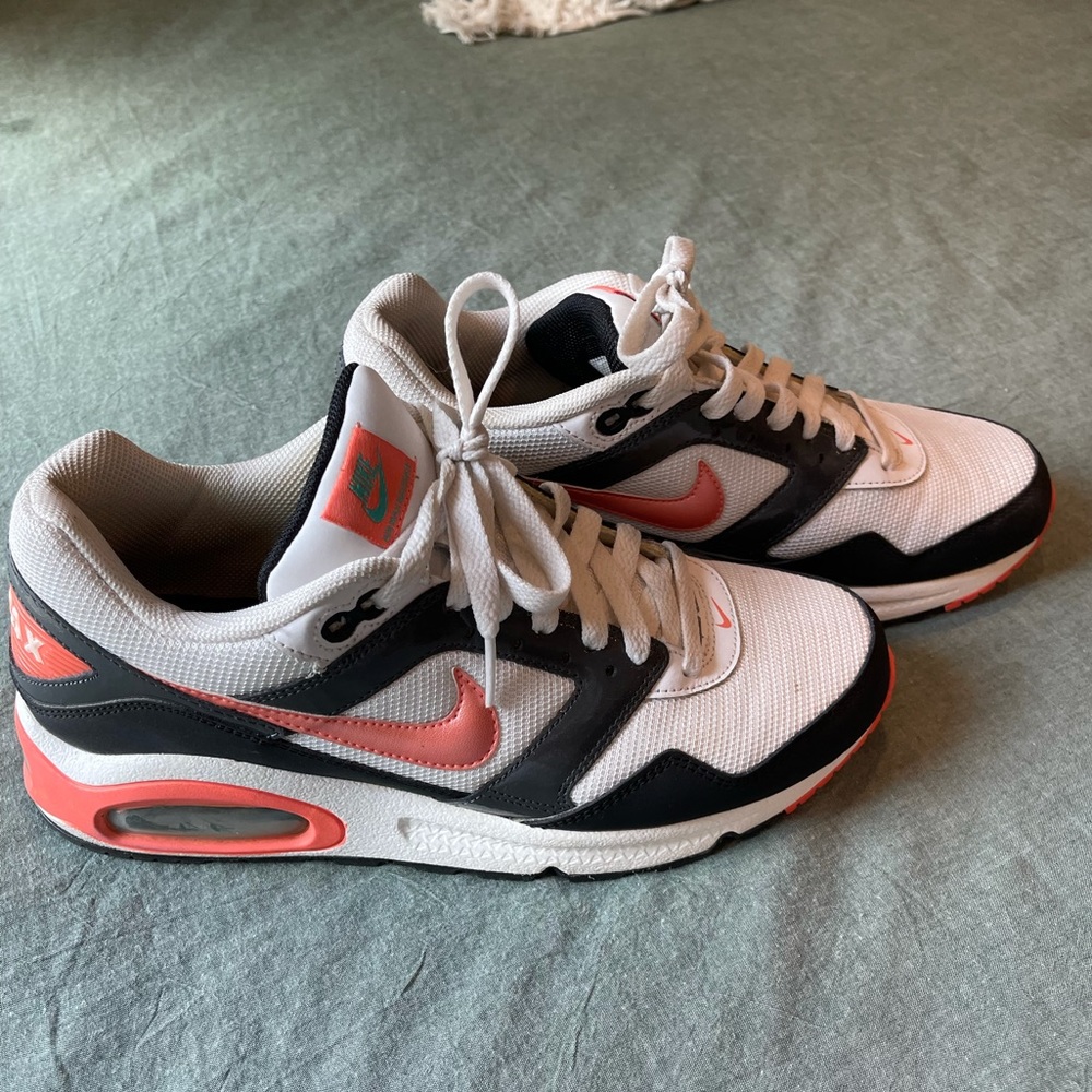 Nike air max